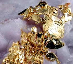 صنعت طلا و جواهر و ساخت و تولید زیور آلات 