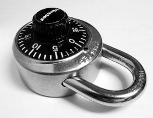 برند master lock، شناخته شده‌ در صنعت قفل‌های کلید دار