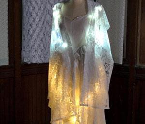 لباس عروس هوشمند با چراغ LED+ عکس