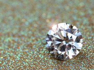 الماس مصنوعی (Synthetic diamond)، اولین بار چگونه پدید آمد؟