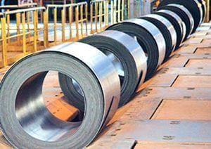 فعالیت۸۰درصد کارخانجات فولادی با نصف ظرفیت
