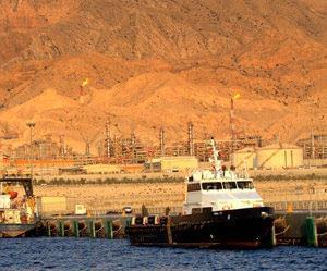صادرات نفت ایران ۸ درصد کم شد 