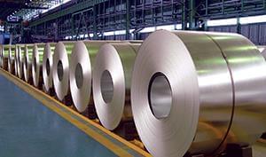 ریزش قیمت فولاد با شدت گرفتن محدودیت صادراتی
